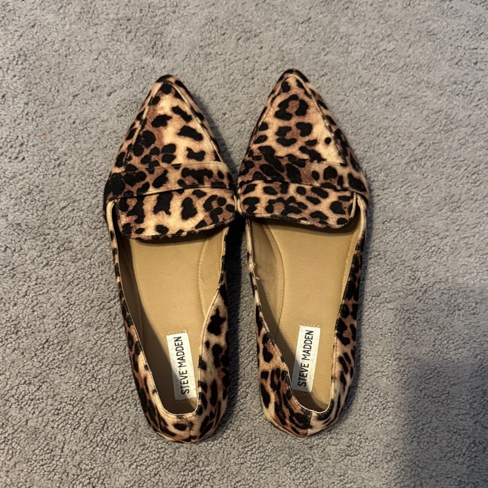 Steve Madden Leopard Print Flats - Picture 2 of 4